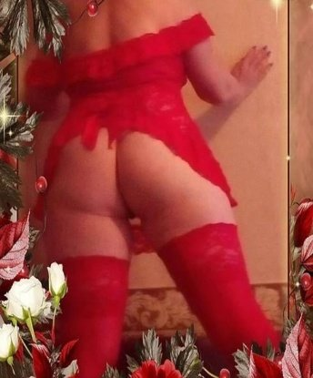 Живу в Москве. Если ты ищешь незабываемый опыт, то тебе ко мне. У меня много возможностей и услуг, чтобы удовлетворить все твои фантазии. Разнообразие моих навыков источник бесконечного удовольствия. Позволь моим ловким рукам провести тебя по дороге к наслаждению. Уверена, мои фото не оставят тебя равнодушным. Заходи в мою горячую постель и я позаботлюсь о твоем блаженстве. Отзывы моих клиентов говорят сами за себя - они никогда не разочаровываются. Жду тебя ❤️💋🌟. 9932, 35 лет